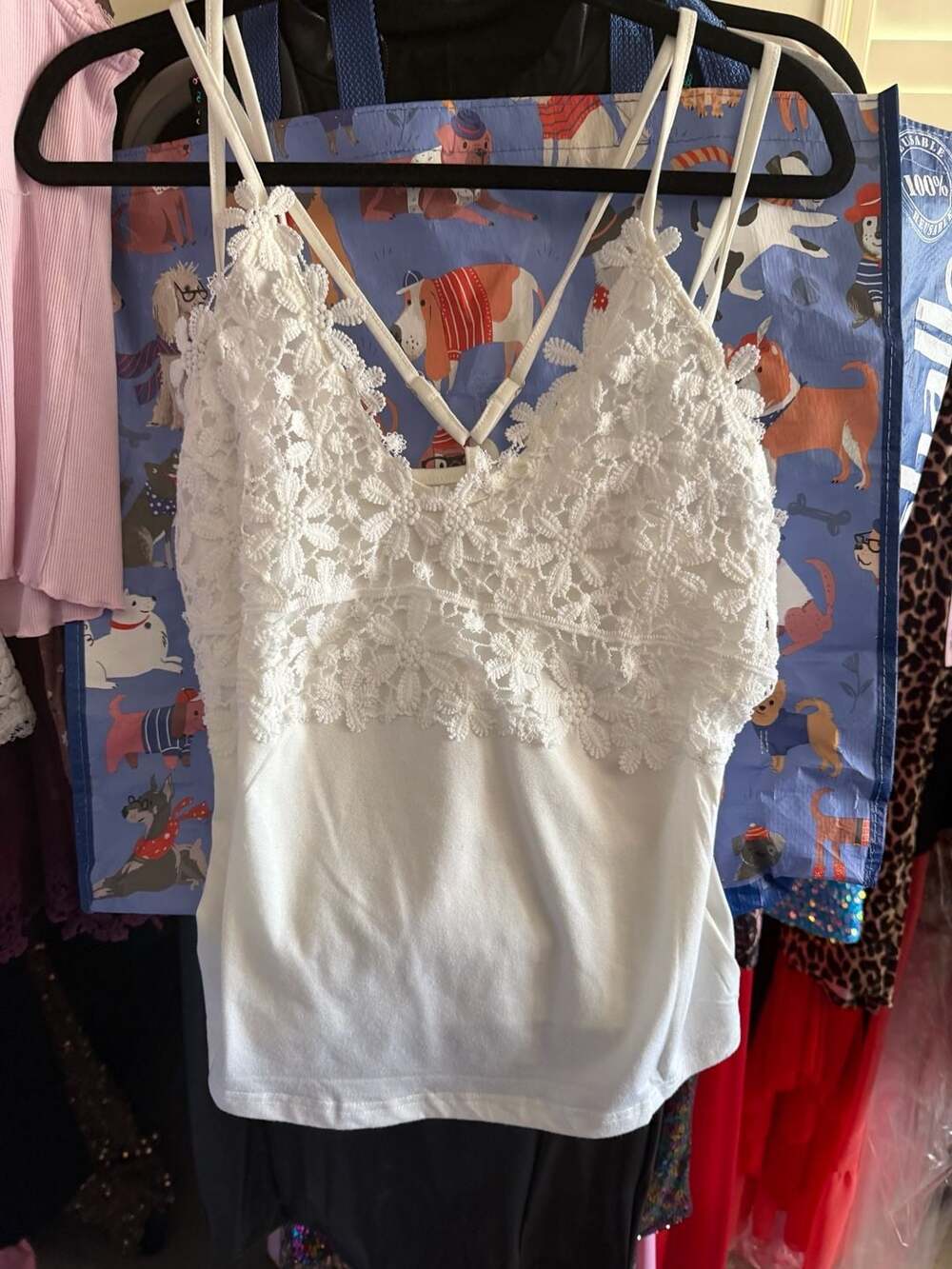 Women's Floral Lace V-Neck Tank Top with Adjustable Spaghetti Straps